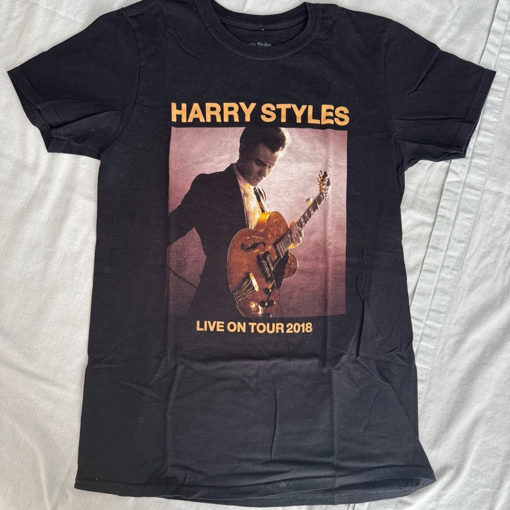 HARRY STYLES 2018 concert t-shirt
